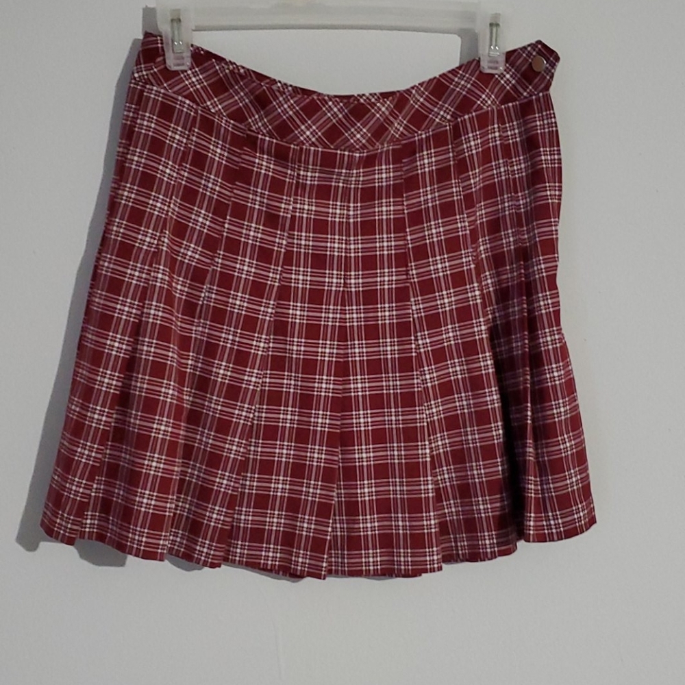 Short skirt